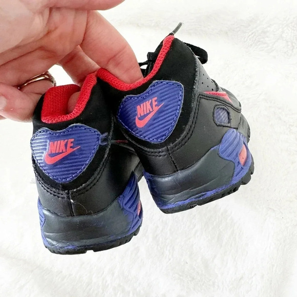 Nike Air Max 90 boys black and red hi top sneakers size 7 - Picture 5 of 7